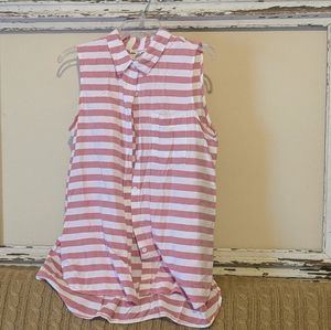 Beachlunchlounge sleeveless button up